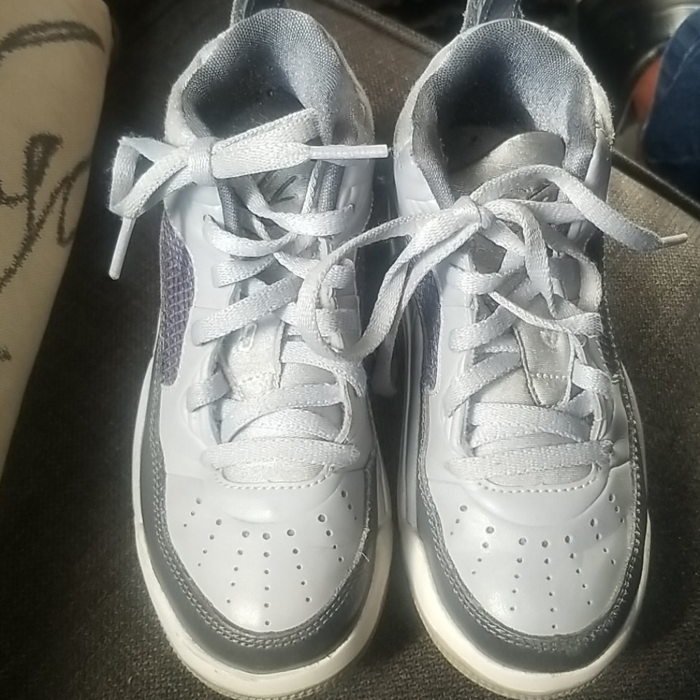 Boy's Jordan Sneakers